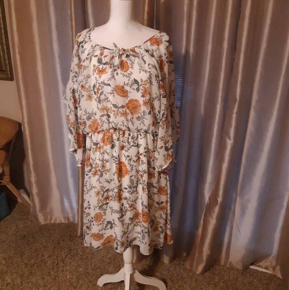 Floral plus size dress size 1x